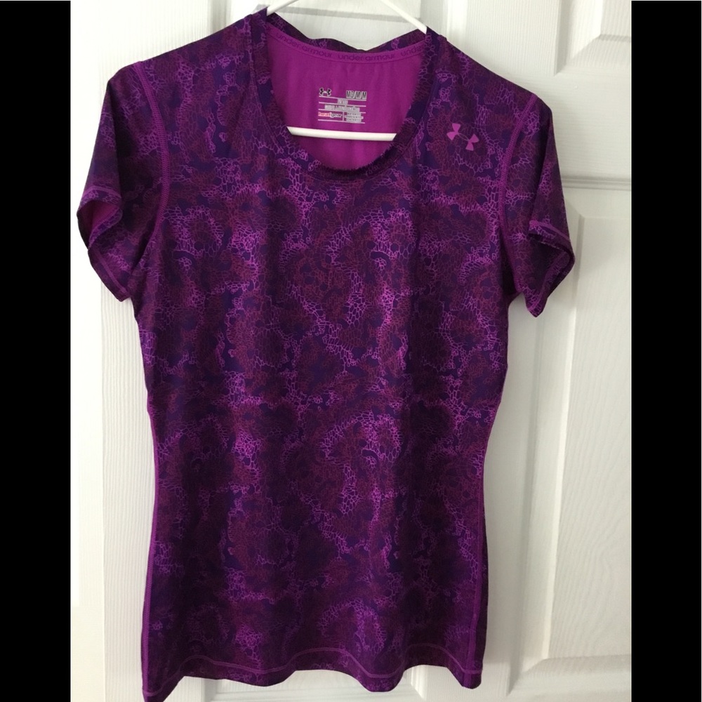 UnderArmour fitted tee.